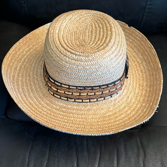 Italy hat - Picture 2 of 11